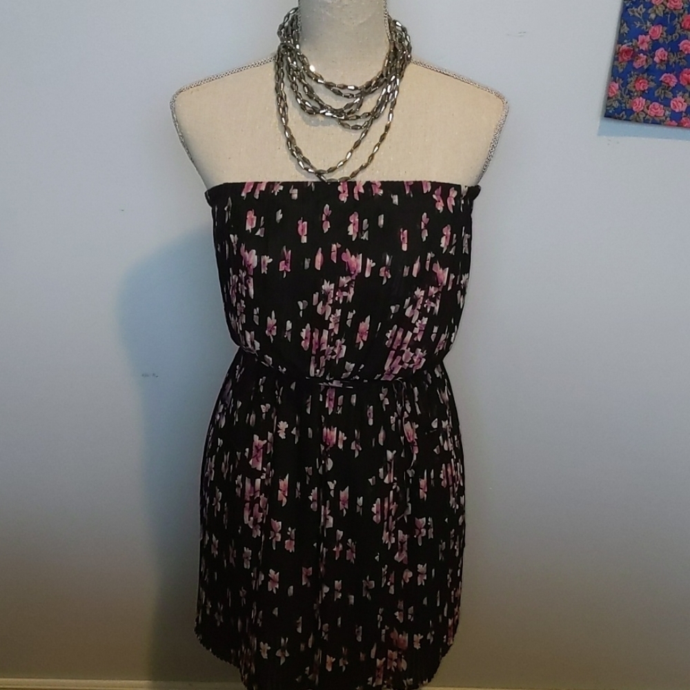 Forever 21 Black Strapless Floral Dress with Pink Print